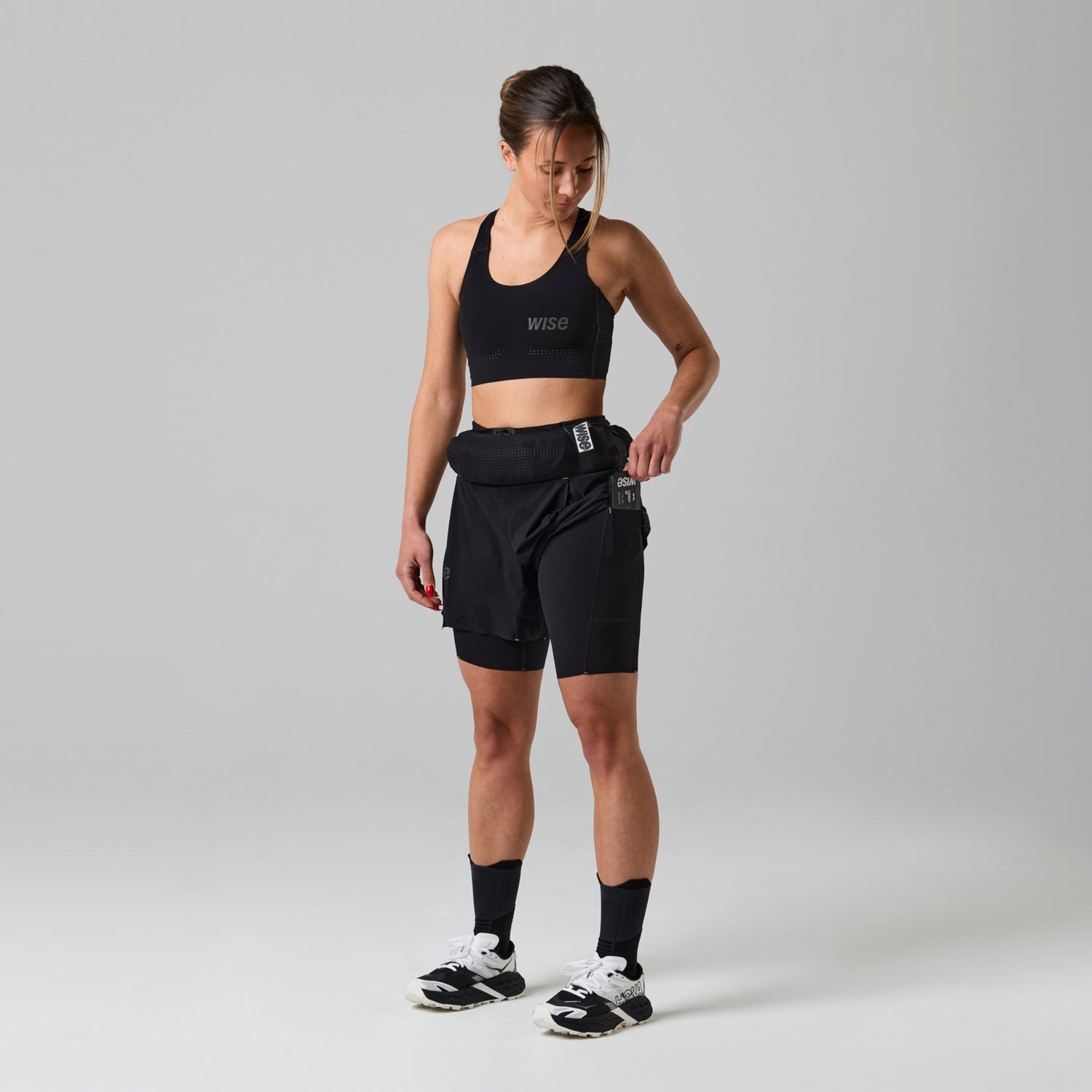 Short 532 Woman - Black